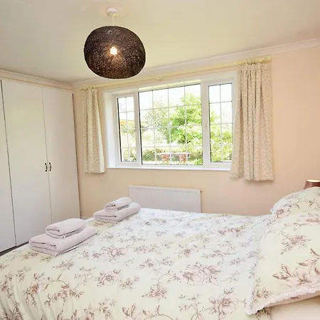 2 Bed In Padstow 51925 Holiday home