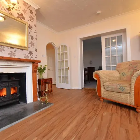 2 Bed In Padstow 51925 Egloshayle
